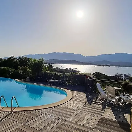Charmante A Porto-vecchio Avec Piscine * 维琪奥港