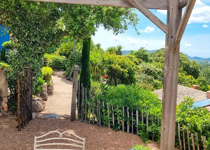 Charmante A Porto-vecchio Avec Piscine Villa *